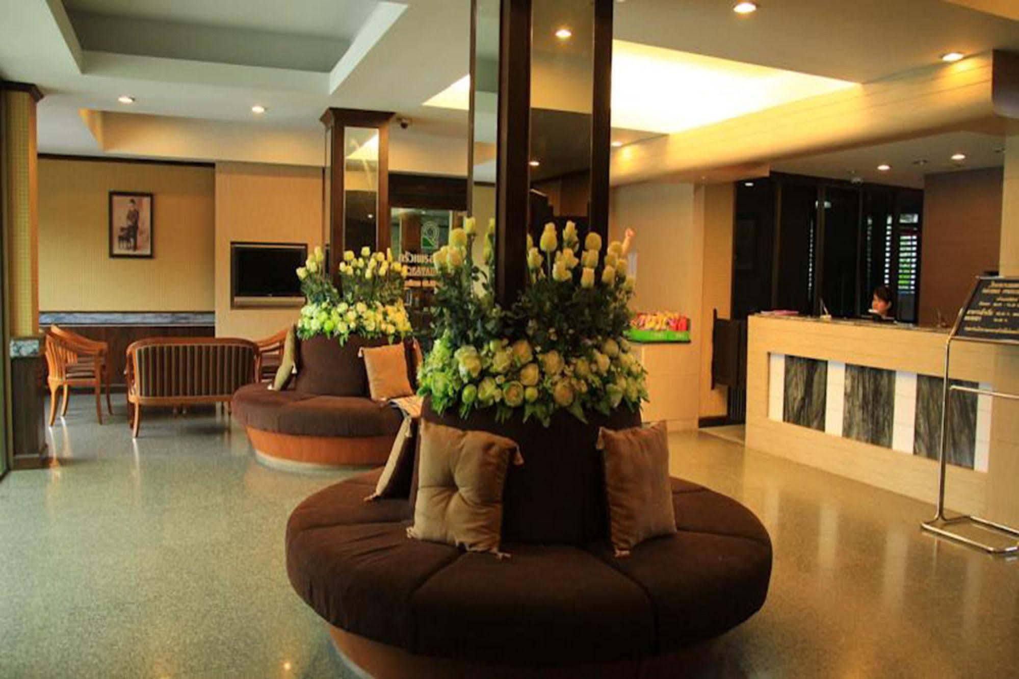 Rayong President Hotel Exterior photo