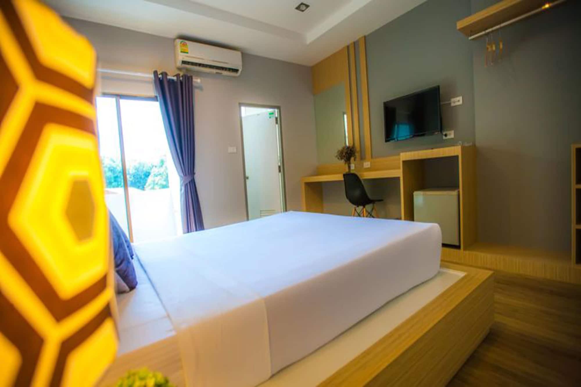Rayong President Hotel Exterior photo