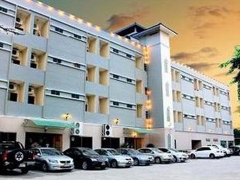 Rayong President Hotel Exterior photo